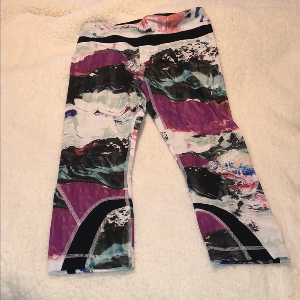 Lululemon Size 4 Capris